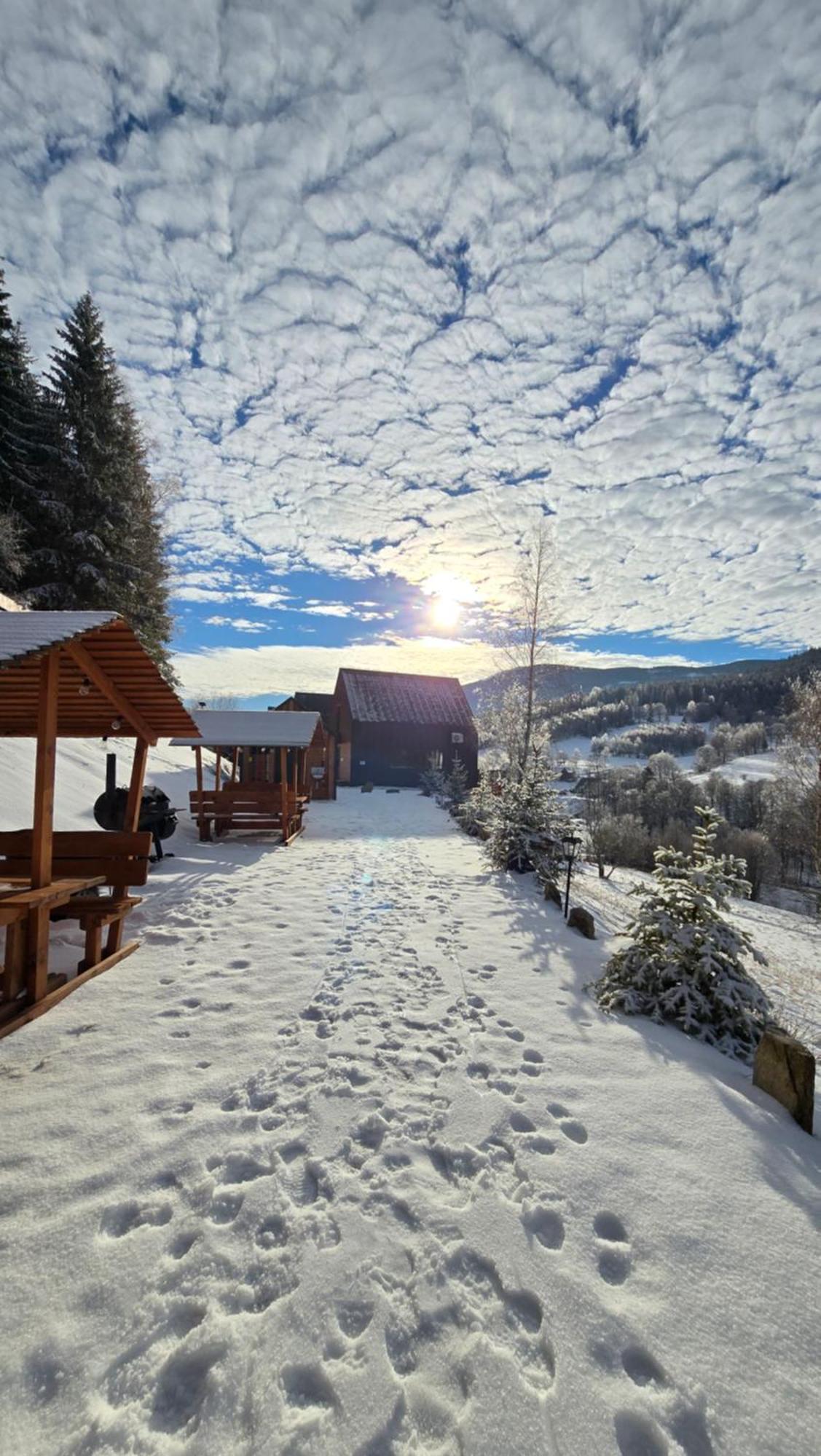 Osada Za Gorami Za Lasami - Domki Z Widokiem Na Snieznik Stronie Slaskie Bagian luar foto